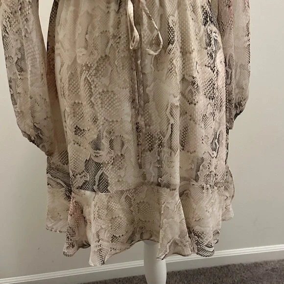 White House Black Market Beige Snake Print Dress - Picture 4 of 8